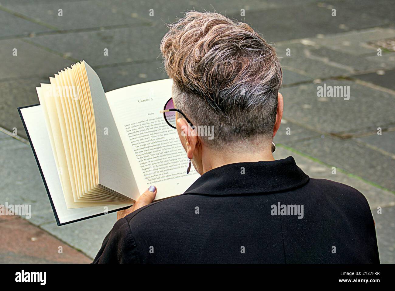 Glasgow, Écosse, Royaume-Uni. 3 octobre 2024. Météo britannique : ensoleillé comme les habitants et touriststook dans les rues du centre de la ville. Crédit Gerard Ferry/Alamy Live News Banque D'Images