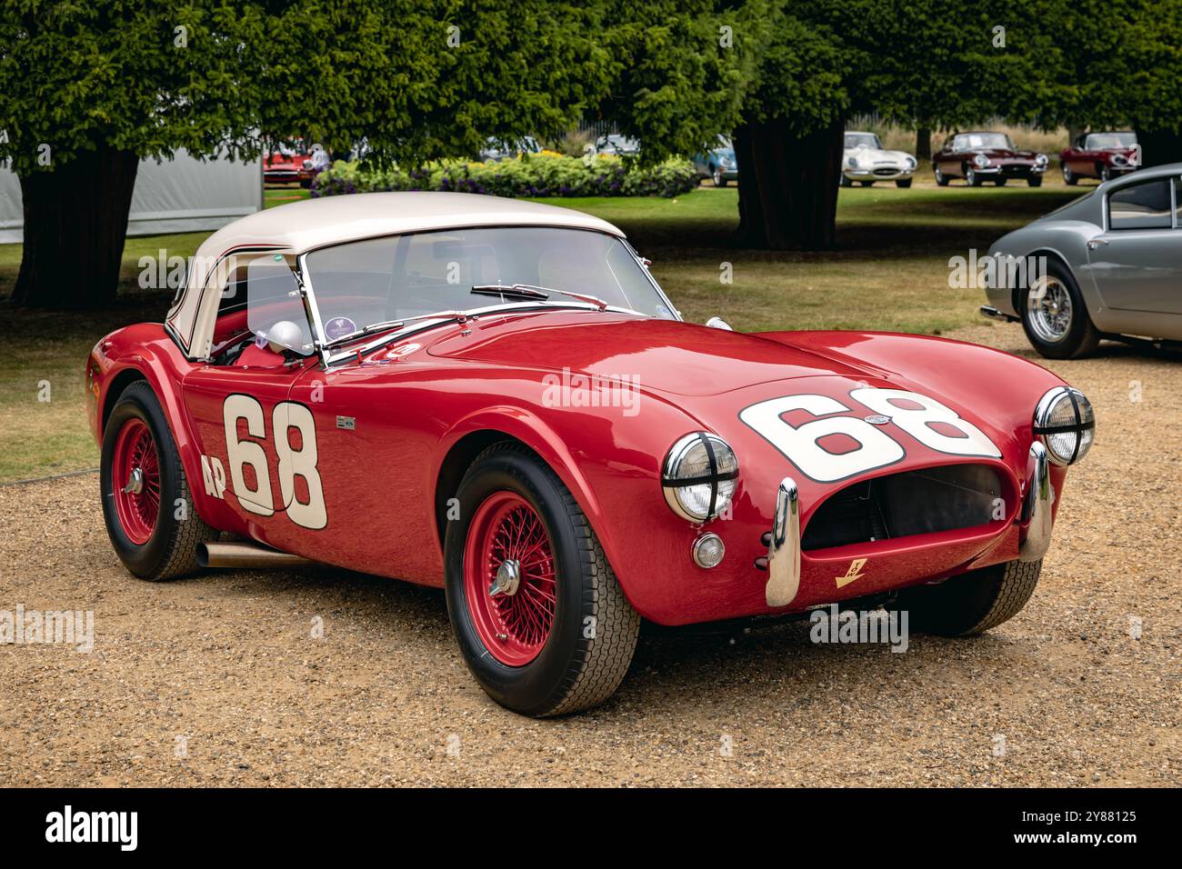 1962 Shelby Cobra 260 concours indépendant. Concours of Elegance 2024, Hampton court Palace, Londres, Royaume-Uni Banque D'Images