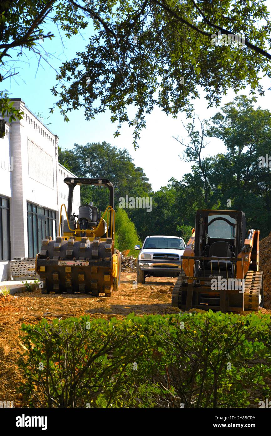 Compacteur de sol et mini-chargeuse case IH. Banque D'Images