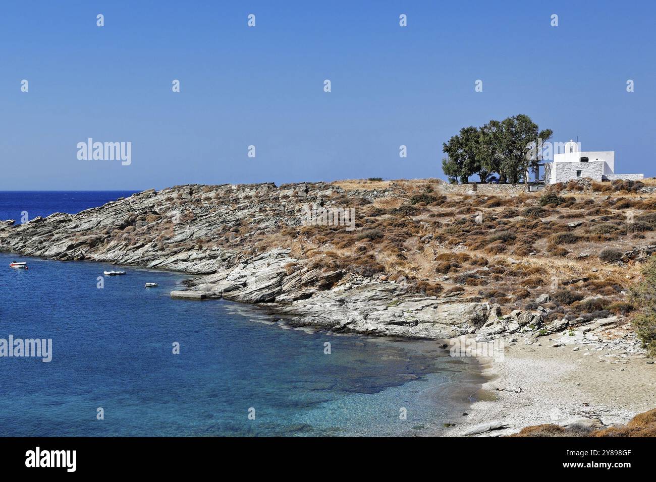 Le village balnéaire de Koundouros est l'un des plus pittoresques et cosmopolites de Kea, en Grèce, en Europe Banque D'Images