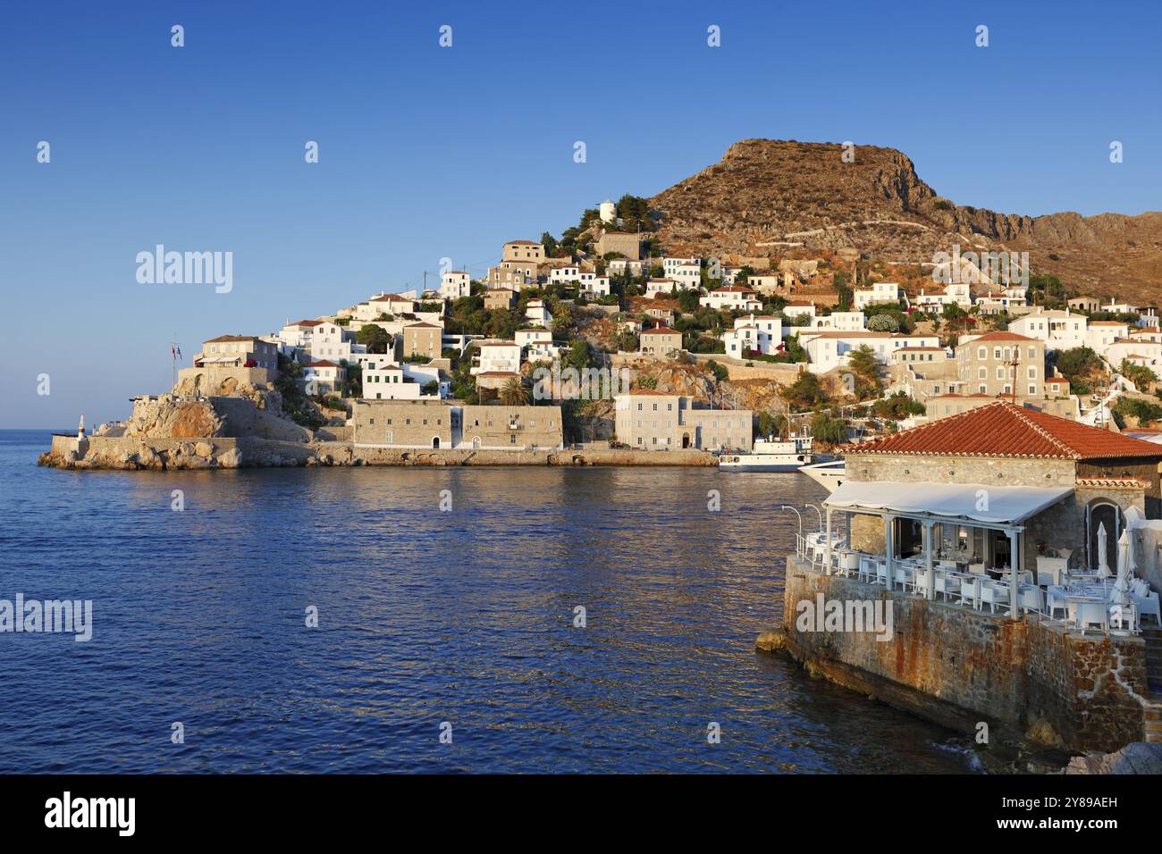 Hydra a certainement la plus pittoresque port en Grèce Banque D'Images