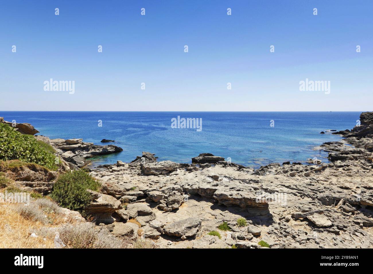 Plage de Kallitheas à Rhodes, Grèce, Europe Banque D'Images