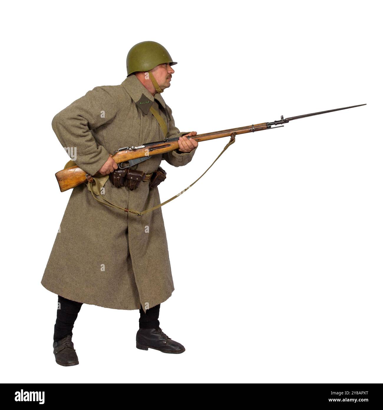 Le contremaître de la compagnie de fusil de l'Armée Rouge dans les attaques d'uniforme d'hiver. Isolé sur fond blanc Banque D'Images