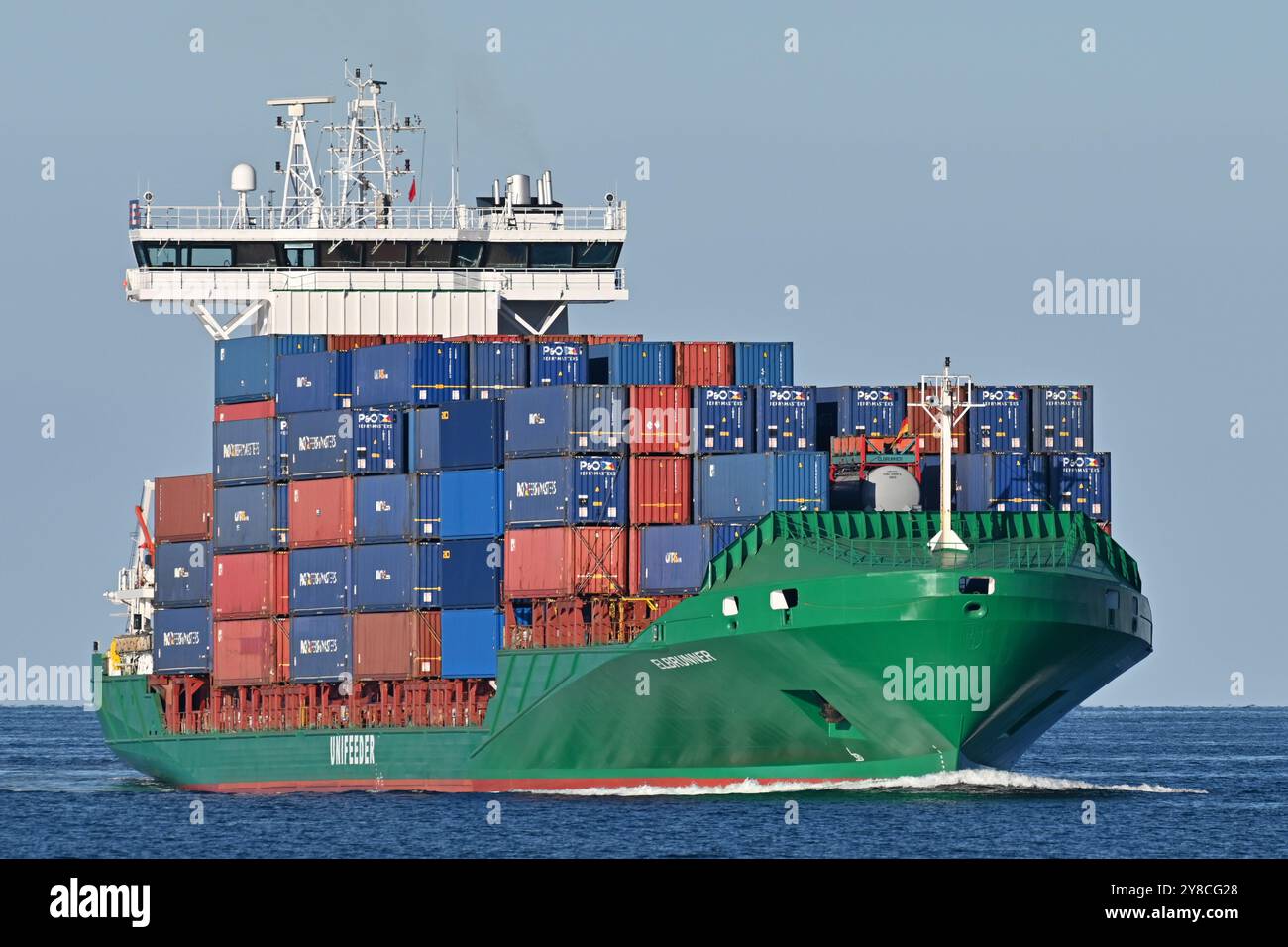 ELBRUNNER d'USC Barnkrug montrant sa splendide nouvelle couleur verte au fjord de Kiel Banque D'Images