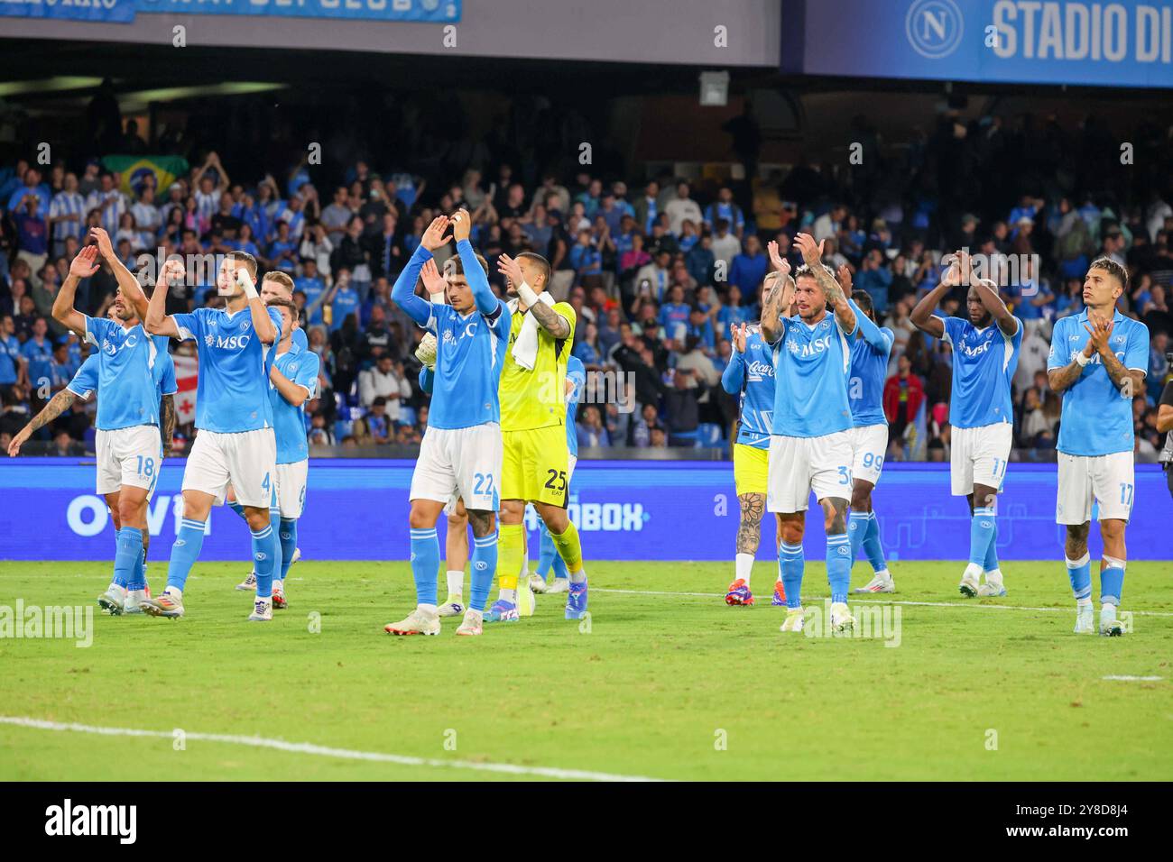 Naples, Campanie, ITALIE. 4 octobre 2024. Pendant le match de football du 04/10/2024, valable pour le championnat italien Serie A - 2024/25 à Naples au Diego Armando Maradona Stadium entre SSC Napoli vs FC Como. Sur la photo : (crédit image : © Fabio Sasso/ZUMA Press Wire) USAGE ÉDITORIAL SEULEMENT! Non destiné à UN USAGE commercial ! Crédit : ZUMA Press, Inc/Alamy Live News Banque D'Images