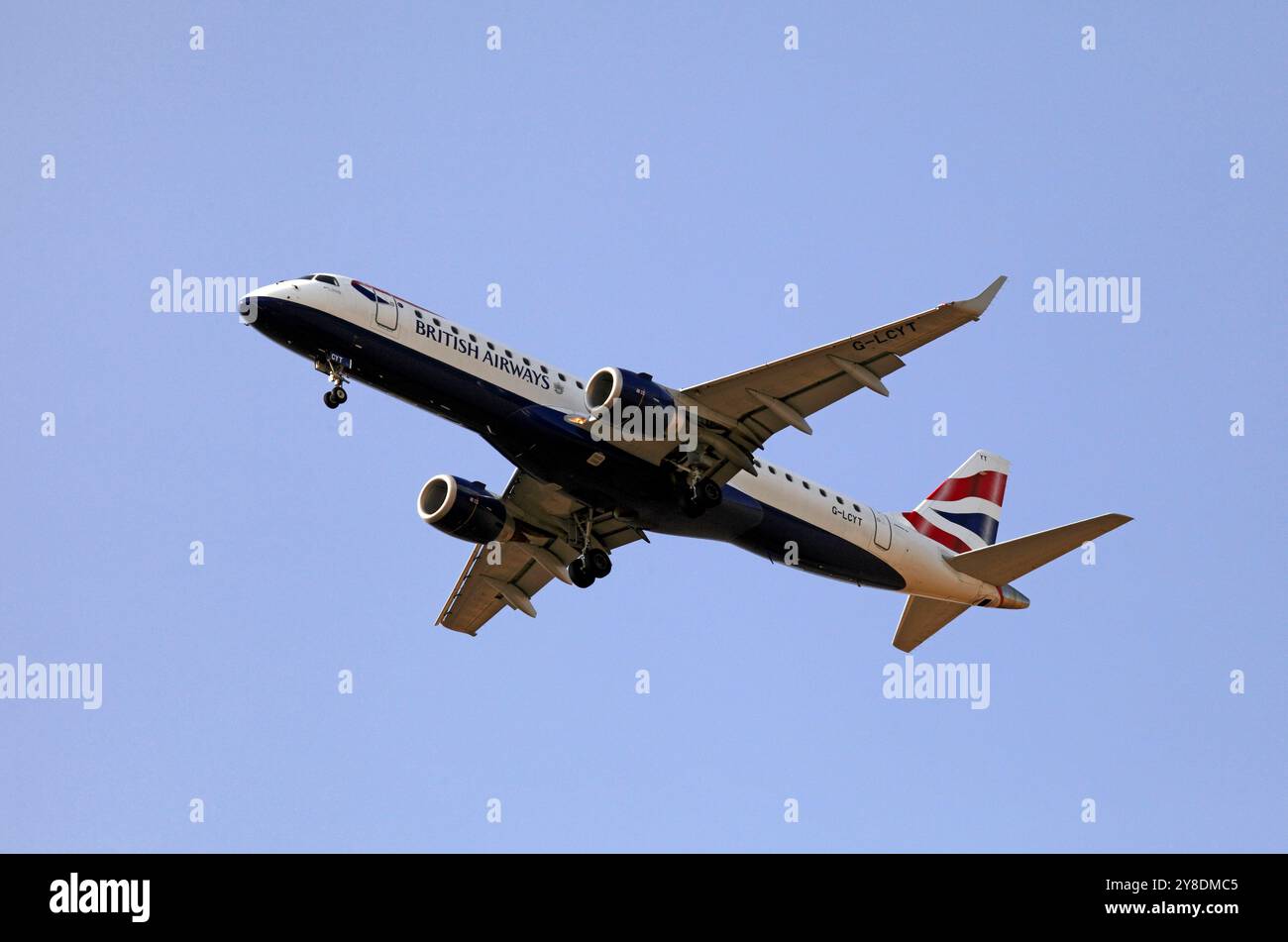 Embraer E190SR, BA CityFlyer, British Airways, en approche Banque D'Images