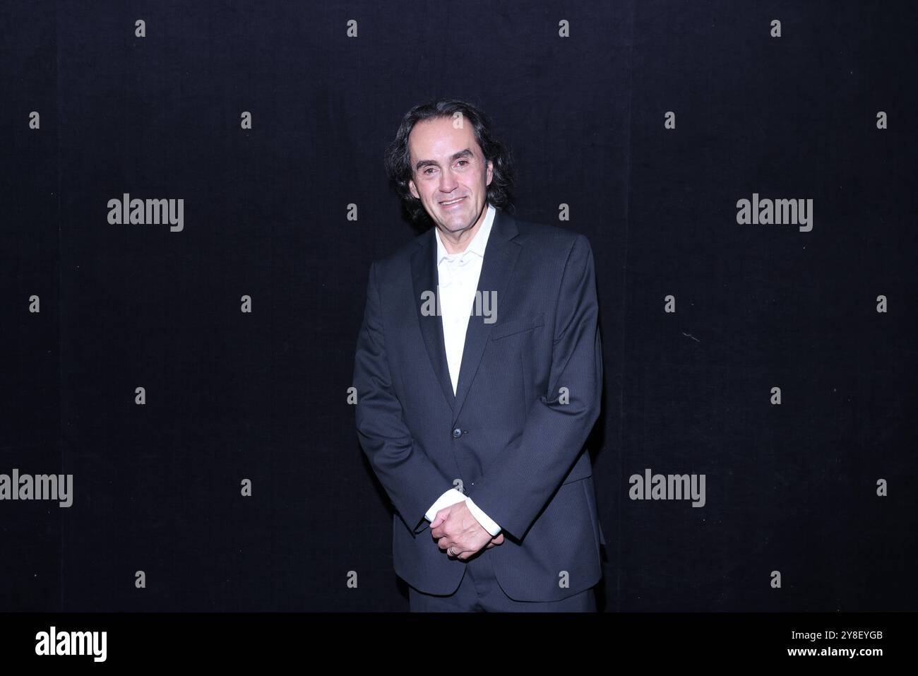 4 octobre 2024, Mexico, Ciudad de Mexico, Mexique : Rafael Perrin pose pour des photos lors de la conférence de presse â€˜El Sotanoâ€™ au Teatro Fernando Soler. Le 4 octobre 2024 à Mexico, Mexique. (Crédit image : © Yamak Perea/eyepix via ZUMA Press Wire) USAGE ÉDITORIAL SEULEMENT! Non destiné à UN USAGE commercial ! Banque D'Images