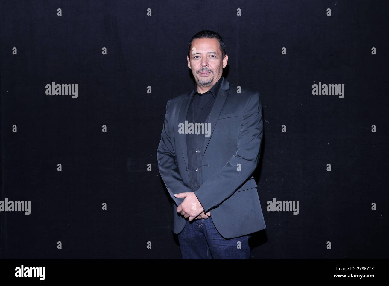 Mexico, Mexique. 04 octobre 2024. Esteban Roman pose pour des photos lors de la conférence de presse 'El Sotano' au Teatro Fernando Soler à Mexico, Mexique, le 4 octobre 2024. (Photo de Yamak Perea/Eyepix Group) (photo de Eyepix/NurPhoto) crédit : NurPhoto SRL/Alamy Live News Banque D'Images