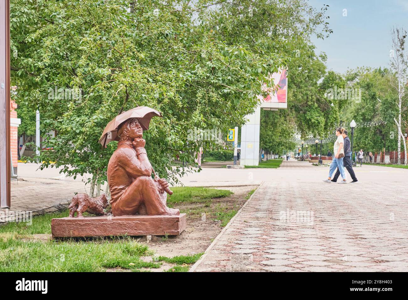 Sculpture de genre romantique sur la rue piétonne, Petropavlovsk, Kazakhstan Banque D'Images