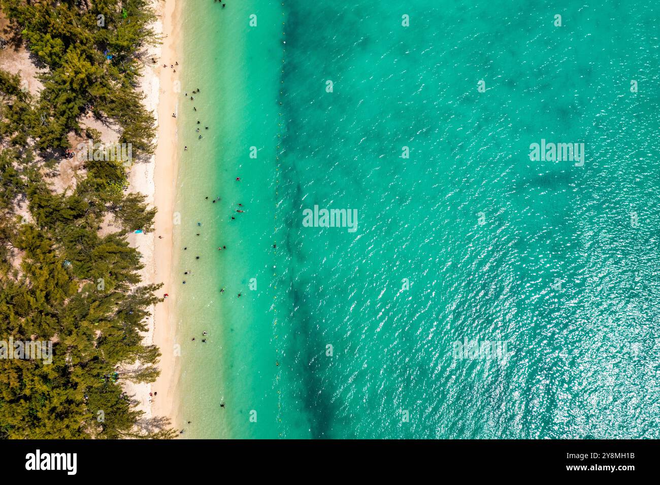 Plage Maurice vue aérienne de la plage du Mont Choisy à Grand Baie, Pereybere Nord. Mont Choisy, plage publique de l'île Maurice, Afrique. Belle beac Banque D'Images