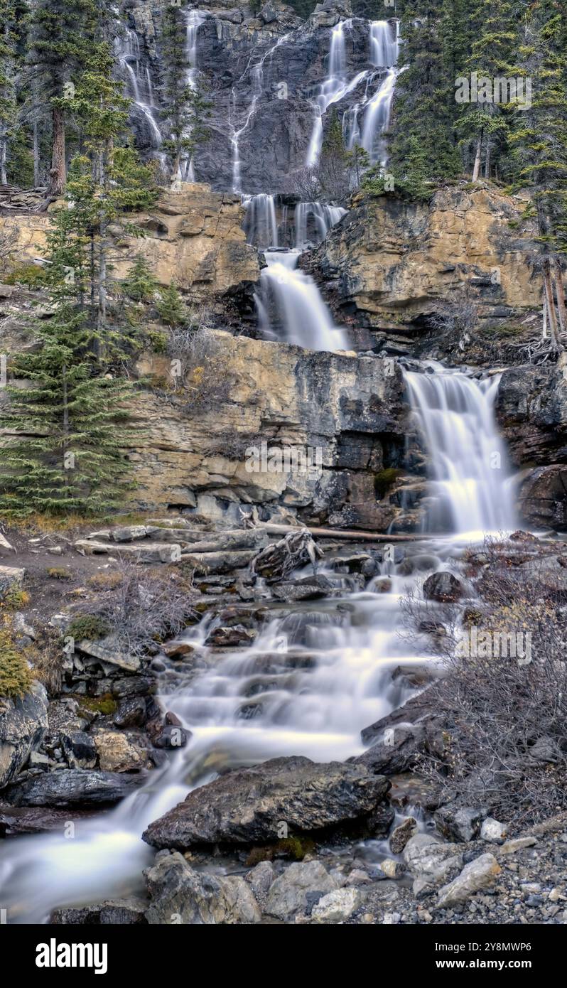 Cascade de la filandre Jasper Alberta Canada cascade Route Banque D'Images