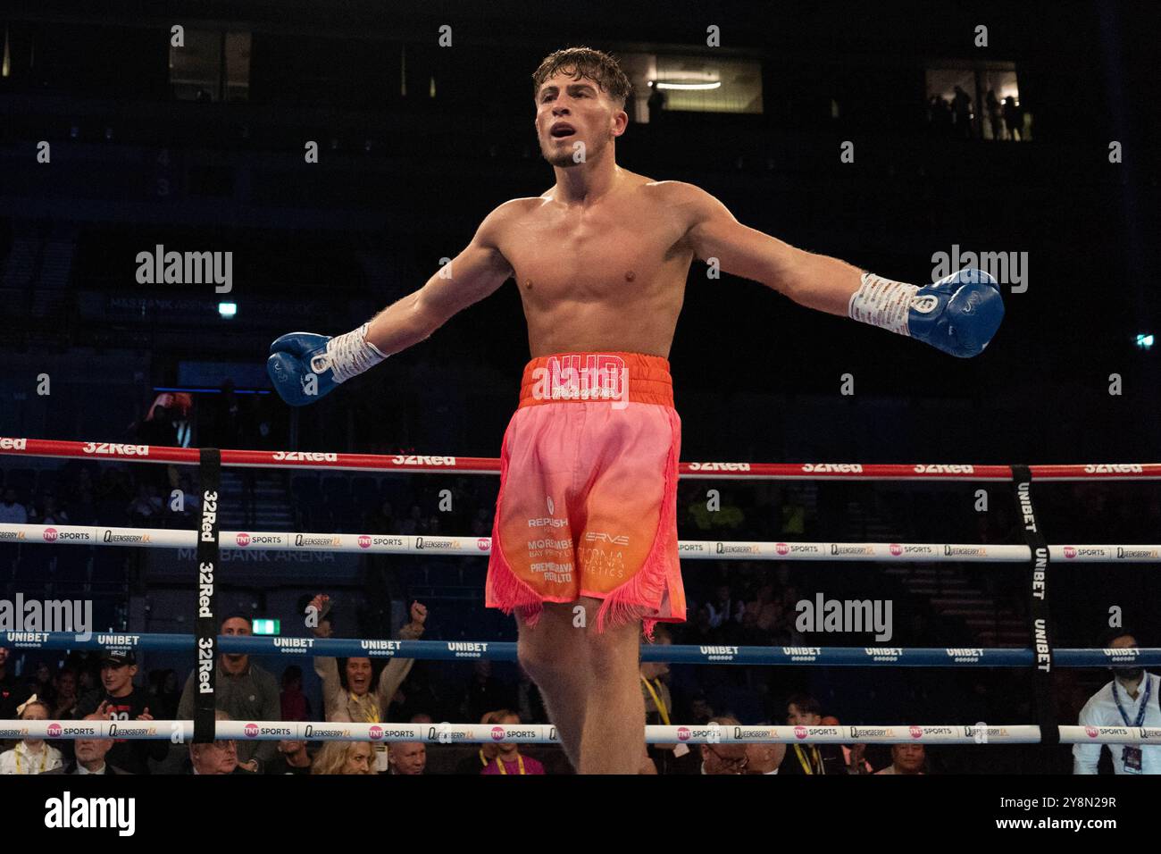 Liverpool, Royaume-Uni. 05 octobre 2024. Nick Ball vs Ronny Rios - samedi 5 octobre 2024 - M&S Bank Arena Liverpool - WBA Featherweight Championship of the World Credit : Samuel Wardle/Alamy Live News Banque D'Images