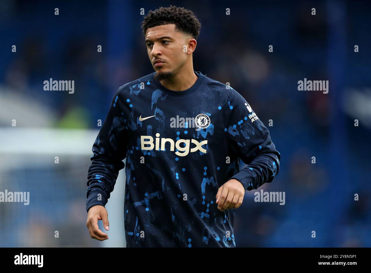 Londres, Royaume-Uni. 06 octobre 2024. Le Jadon Sancho de Chelsea s'échauffe avant le match de premier League anglaise du Chelsea FC contre Nottingham Forest FC à Stamford Bridge, Londres, Angleterre, Royaume-Uni le 6 octobre 2024 Credit : Every second Media/Alamy Live News Banque D'Images