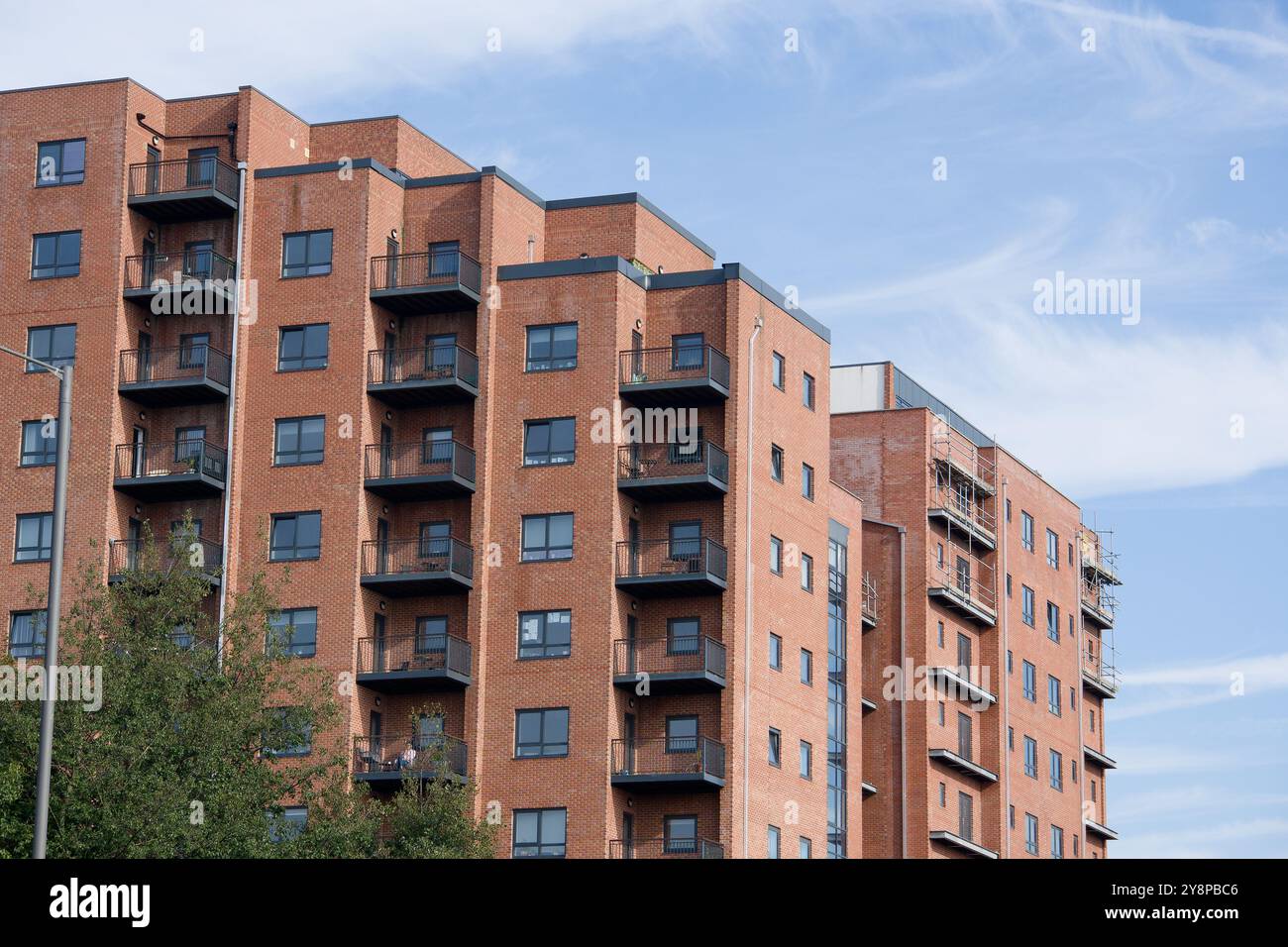 Immeuble moderne de grande hauteur à Liverpool, Royaume-Uni Banque D'Images