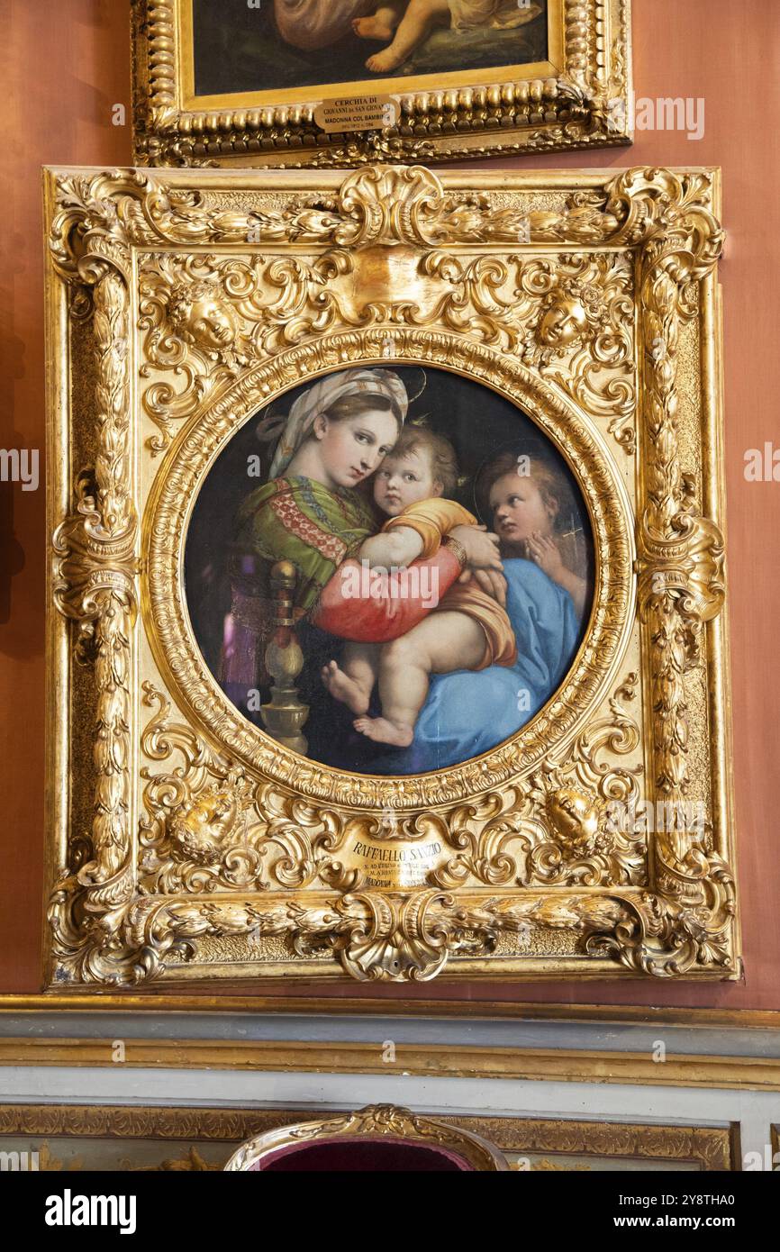 Florence, Italie, 27 juin 2023 : la Vierge du Président, nommée Madonna della Seggiola, par Raffaello Sanzio, nommé Raphaël, exécutée vers 1513, en Europe Banque D'Images