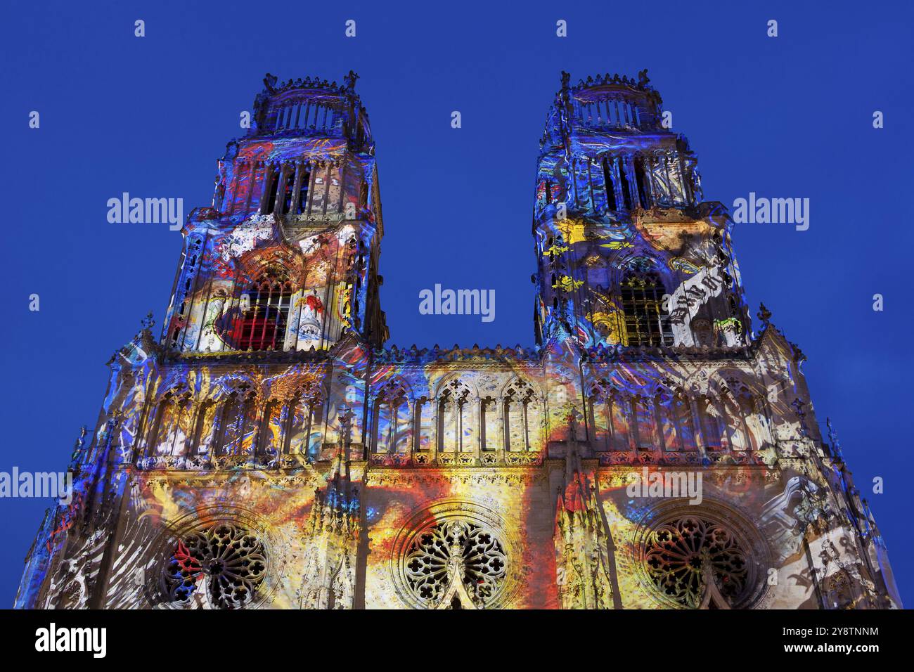 Spectacle à la cathédrale d'Orléans, Centre-Val de Loire, France, Europe Banque D'Images