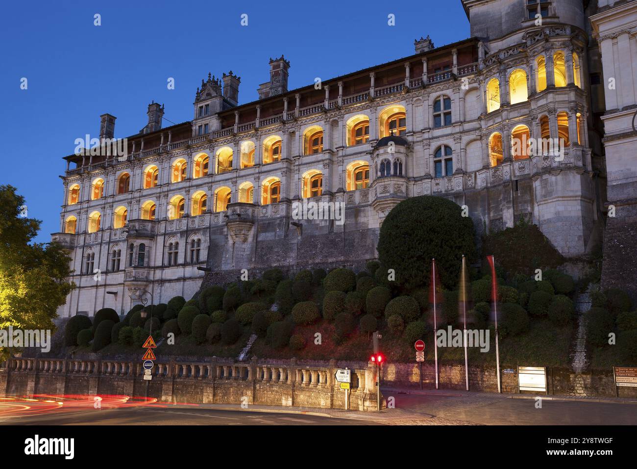 Tombée de la nuit au château de Blois, vallée de la Loire, France, Europe Banque D'Images