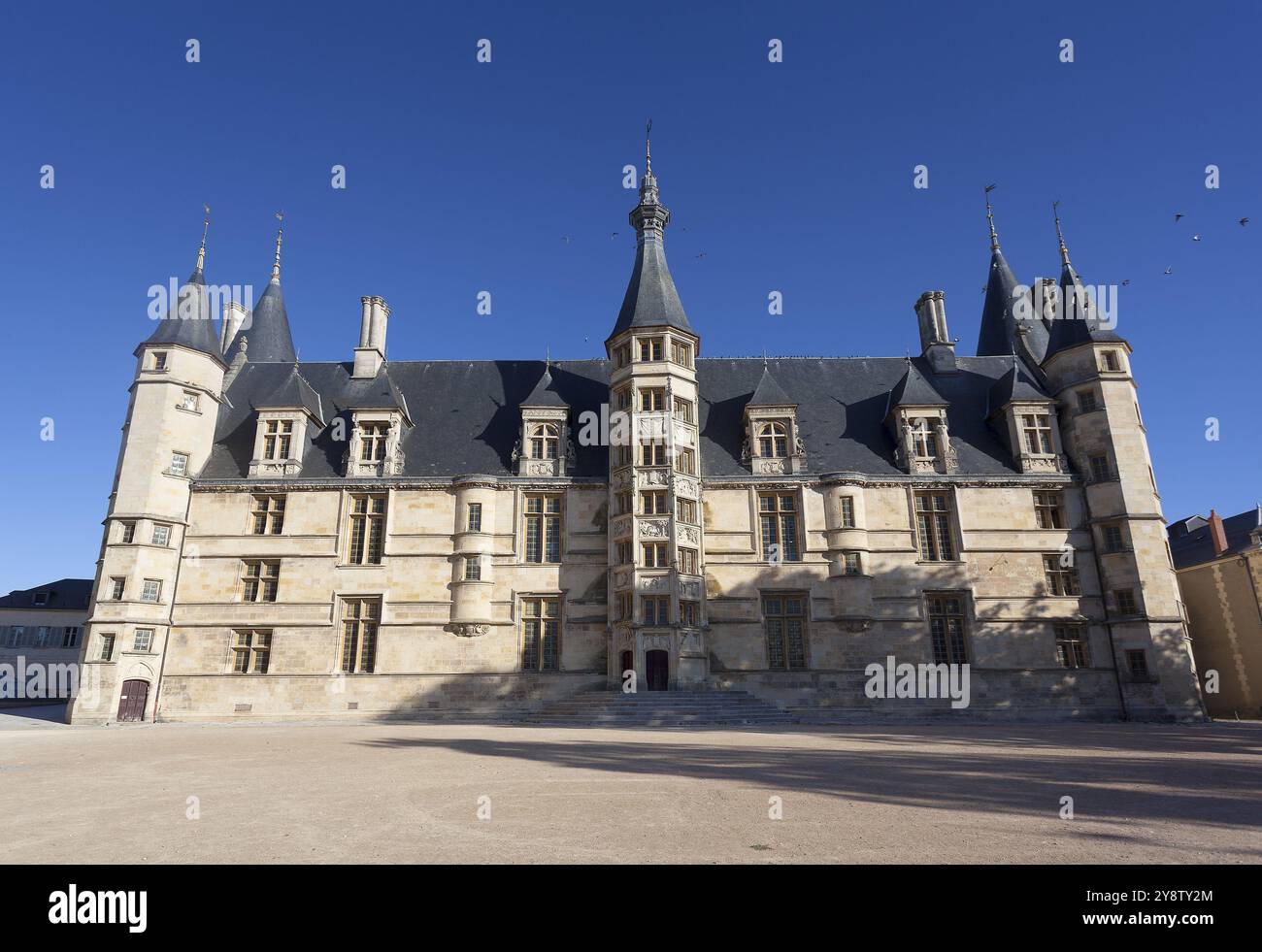 Palais ducal à Nevers, Nièvre, Bourgogne-Franche-Comté, France, Europe Banque D'Images