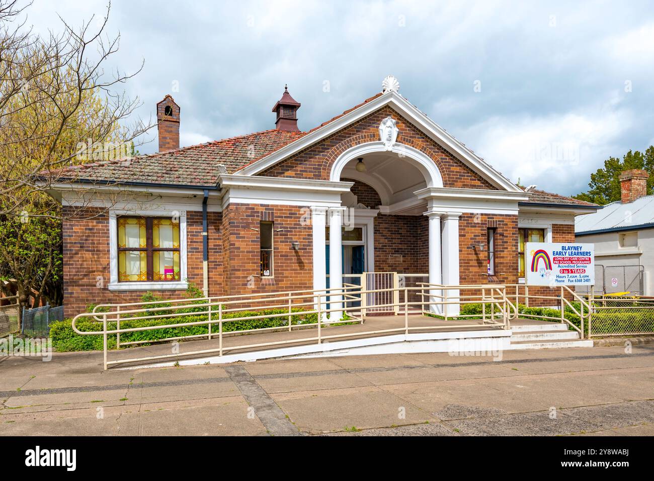 Le Children's Day Care Centre à Blayney, en Nouvelle-Galles du Sud, en Australie est un bâtiment de style académique classique construit en 1934 entre-deux-guerres Banque D'Images