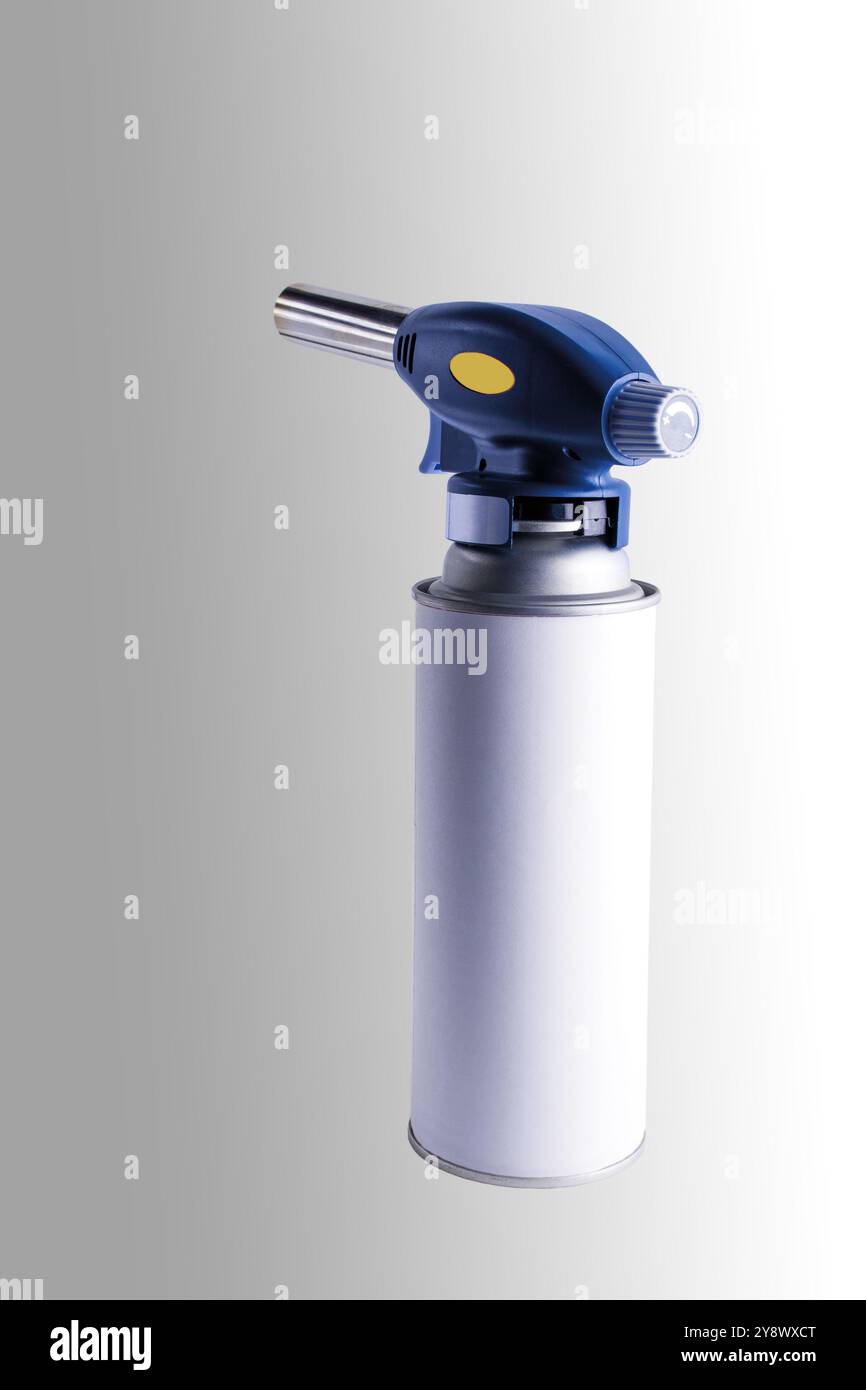 Brûleur à gaz sur canette. Gros plan. Isolé sur un fond gris. Banque D'Images
