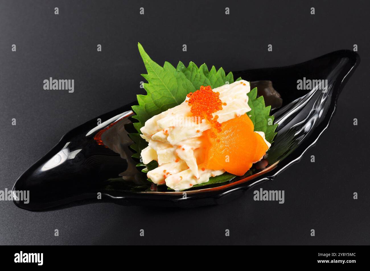 Salade de pommes au caviar, nourriture japonaise Banque D'Images