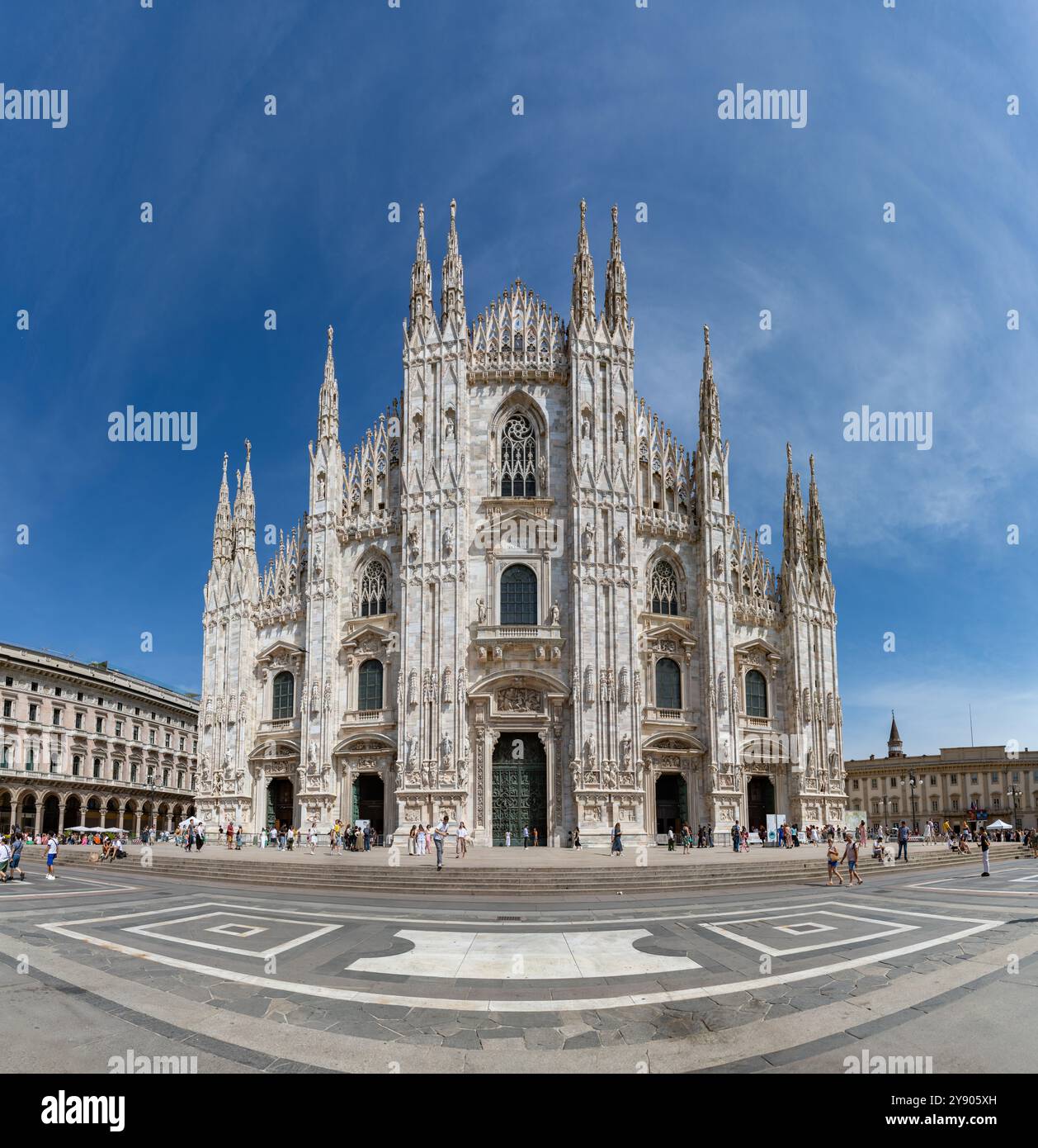 Une photo du Duomo di Milano ou de la Cathédrale de Milan. Banque D'Images