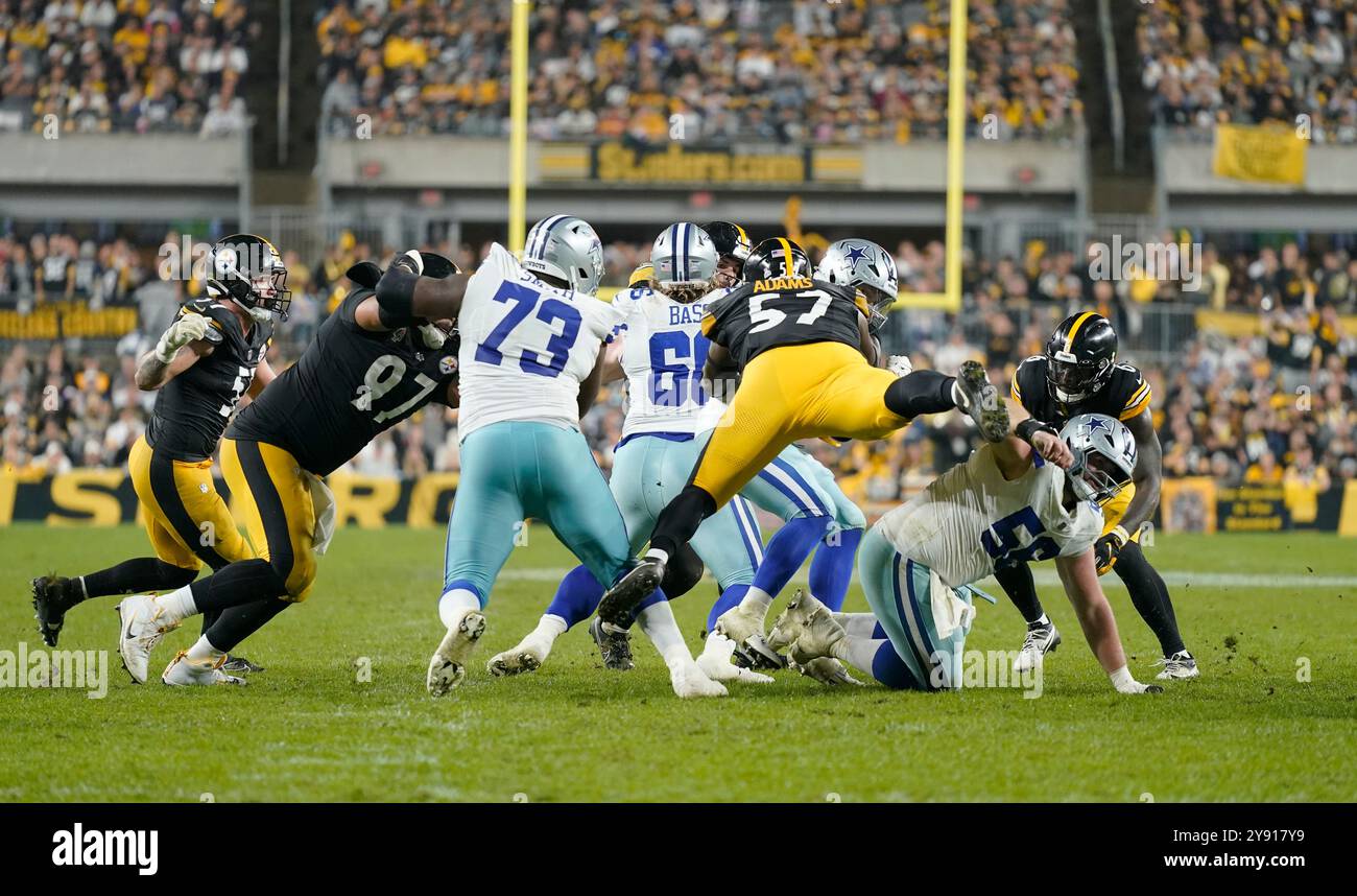 Pittsburgh, Pennsylvanie, États-Unis. 6 octobre 2024. 6 octobre 2024 : Montravius Adams Sr. #57 lors des Steelers vs Dallas Cowboys de Pittsburgh au stade Acrisure à Pittsburgh PA. Brook Ward/apparent Media Group (crédit image : © AMG/AMG via ZUMA Press Wire) USAGE ÉDITORIAL SEULEMENT! Non destiné à UN USAGE commercial ! Banque D'Images