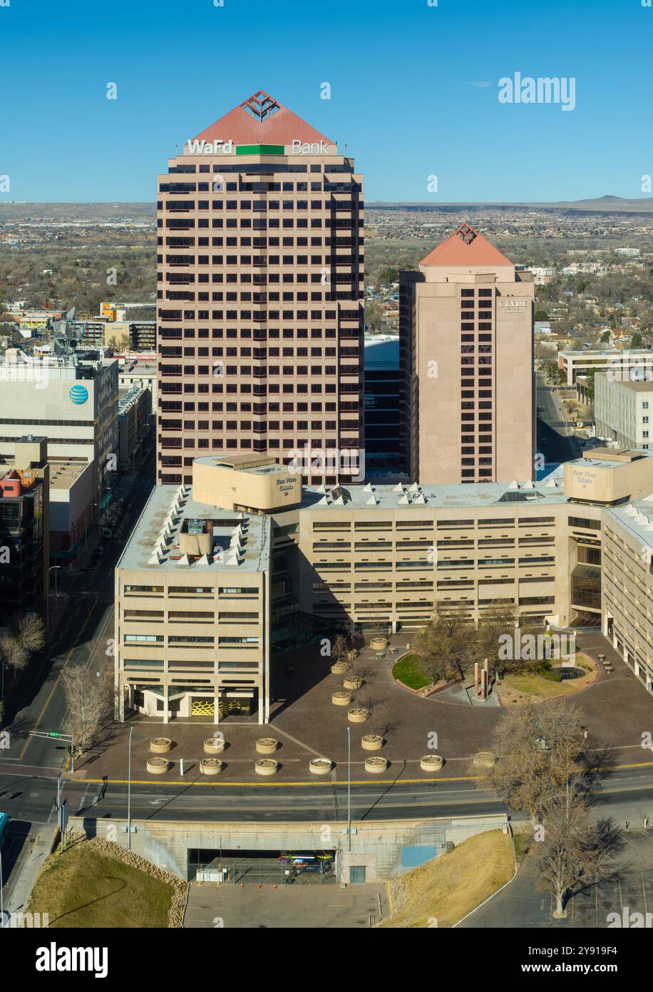 Albuquerque, Nouveau-Mexique - 3 mars 2024 : vue aérienne du centre-ville d'Albuquerque, Nouveau-Mexique Banque D'Images