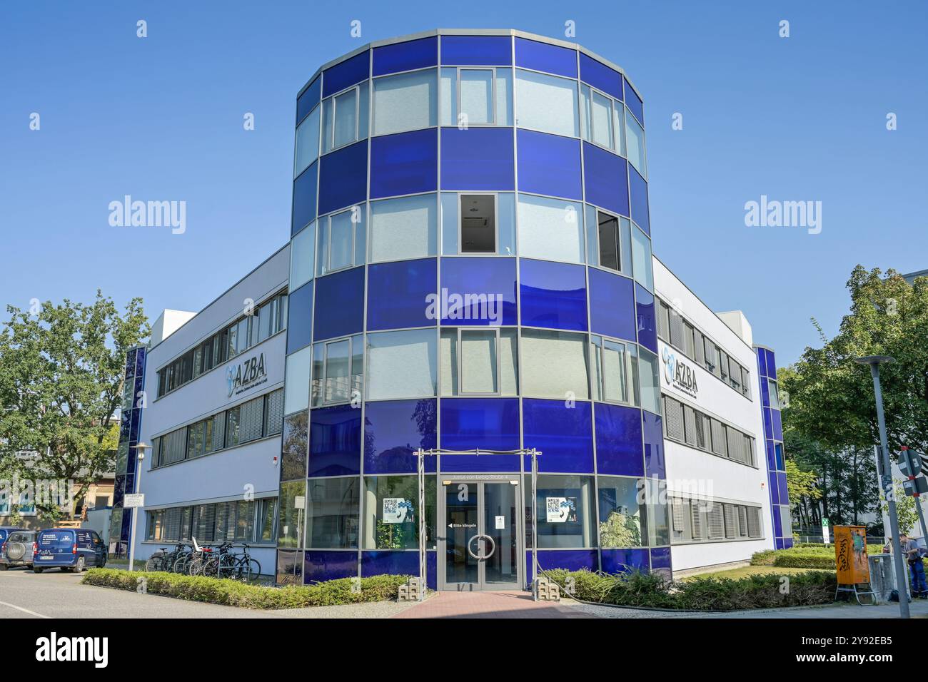 AZBA Analytisches Zentrum Berlin Adlershof, Justus-von-Liebig-Straße, Adlershof, Treptow-Köpenick, Berlin, Deutschland Banque D'Images