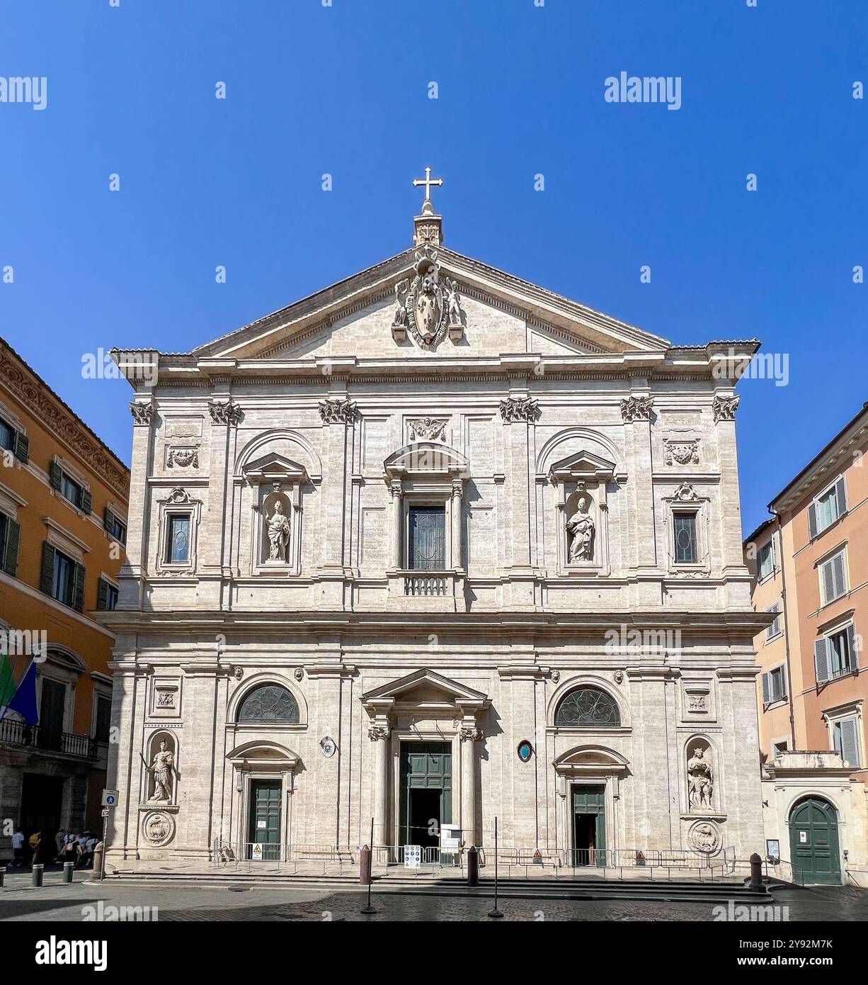 Rome, Italie, façade de Chiesa di San Luigi dei Francesi, éditorial seulement. - Image de stock capturée avec un smartphone