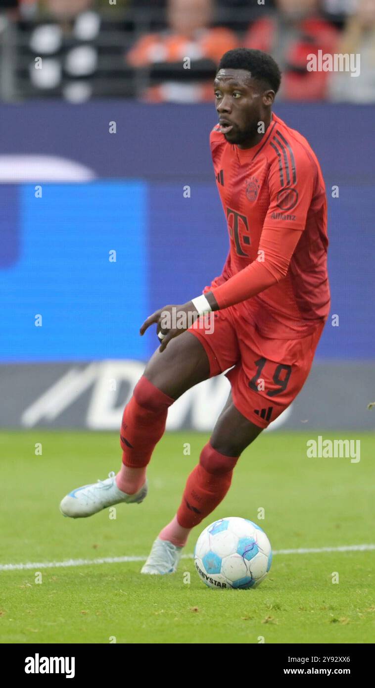 Francfort, Deutschland. 06 octobre 2024. Alphonso Davies fotografiert beim Fußball Bundesliga Spiel Eintracht Frankfurt gegen den FC. Bayern München. AM 6.9.2024 à Francfort. Crédit : dpa/Alamy Live News Banque D'Images
