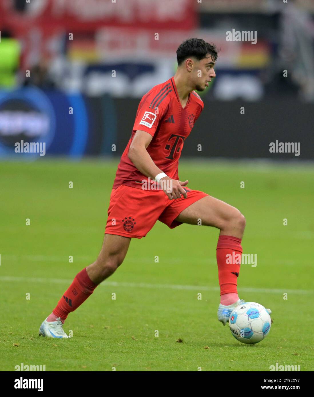 Francfort, Deutschland. 06 octobre 2024. Aleksandar Pavlovic. Fotografiert beim Fußball Bundesliga Spiel Eintracht Frankfurt gegen den FC. Bayern München. AM 6.9.2024 à Francfort. Crédit : dpa/Alamy Live News Banque D'Images