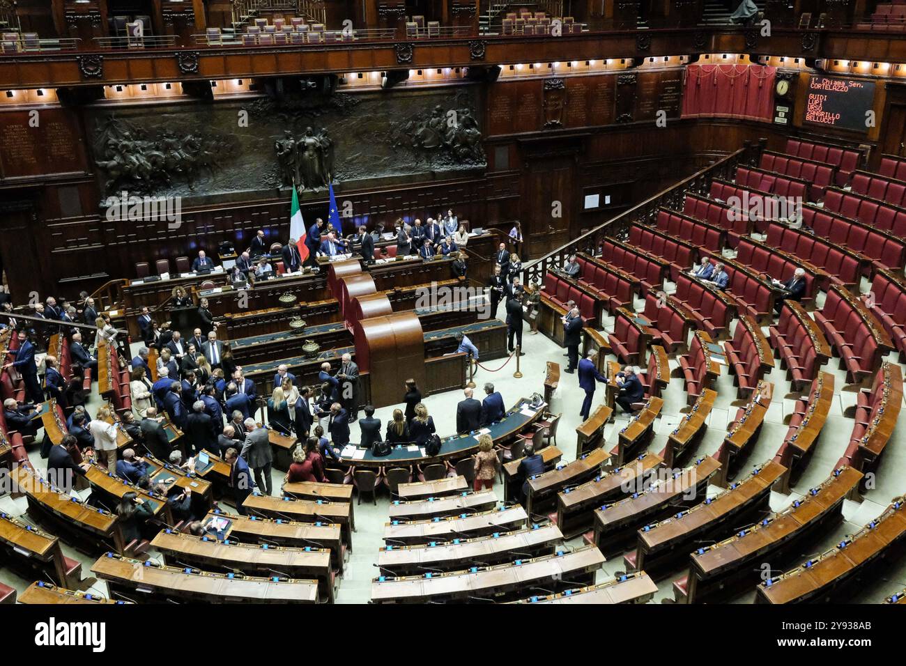 Roma, Italie. 08 octobre 2024. Votazione del Parlamento in seduta comune per l'elezione di un giudice della Corte costituzionale. Camera dei Deputati a Roma, Marted&#xec ; 08 Ottobre 2024 (foto Mauro Scrobogna/LaPresse) vote du Parlement en séance commune pour l'élection d'un juge à la Cour constitutionnelle. Chambre des députés à Rome, mardi 08 octobre 2024 (foto par Mauro Scrobogna/LaPresse) crédit : LaPresse/Alamy Live News Banque D'Images