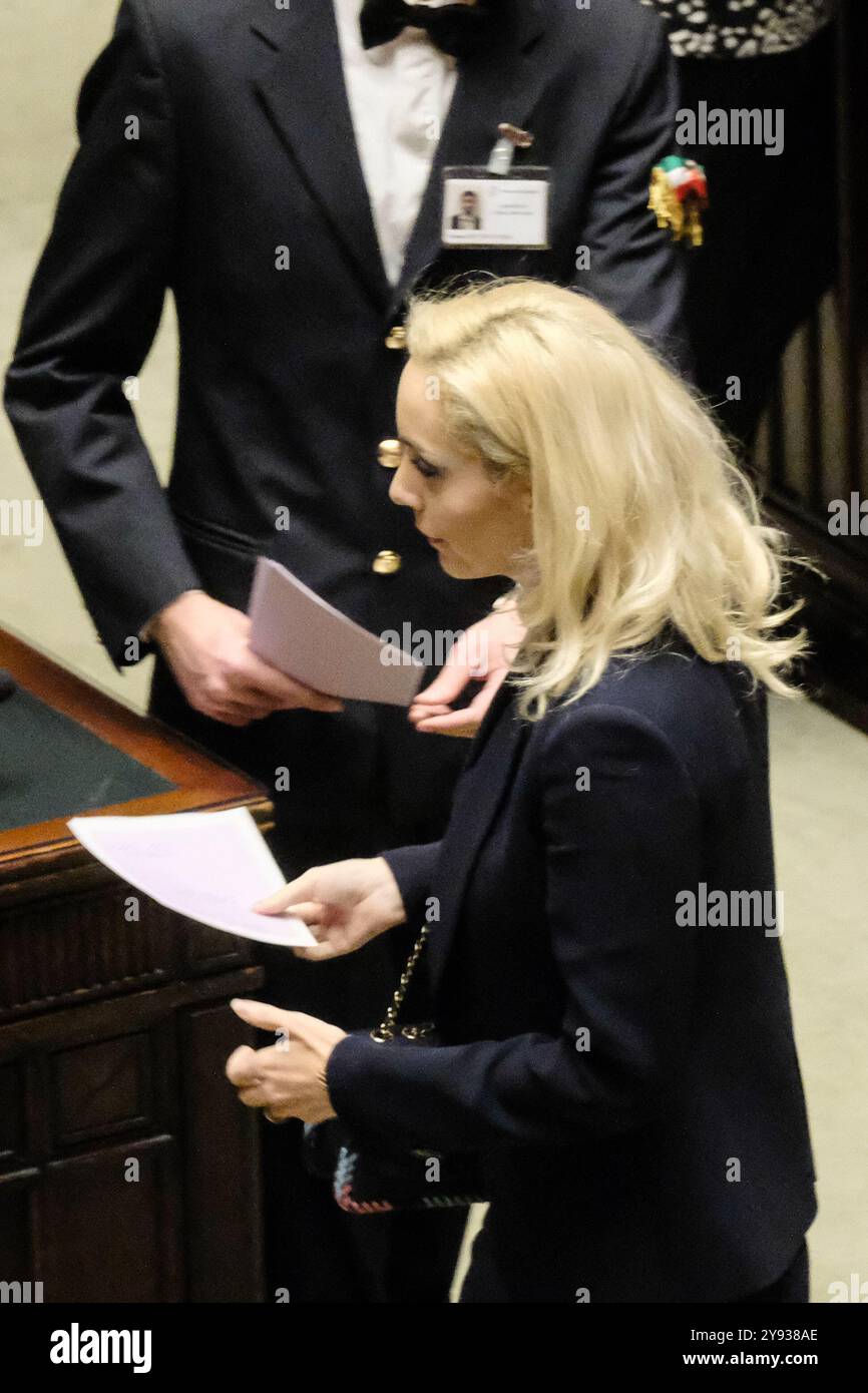 Roma, Italie. 08 octobre 2024. Marta Fascina Fi in occasione della votazione del Parlamento in seduta comune per l'elezione di un giudice della Corte costituzionale. Camera dei Deputati a Roma, Marted&#xec ; 08 Ottobre 2024 (foto Mauro Scrobogna/LaPresse) Marta Fascina Fi à l'occasion du vote du Parlement en séance commune pour l'élection d'un juge à la Cour constitutionnelle. Chambre des députés à Rome, mardi 08 octobre 2024 (foto par Mauro Scrobogna/LaPresse) crédit : LaPresse/Alamy Live News Banque D'Images