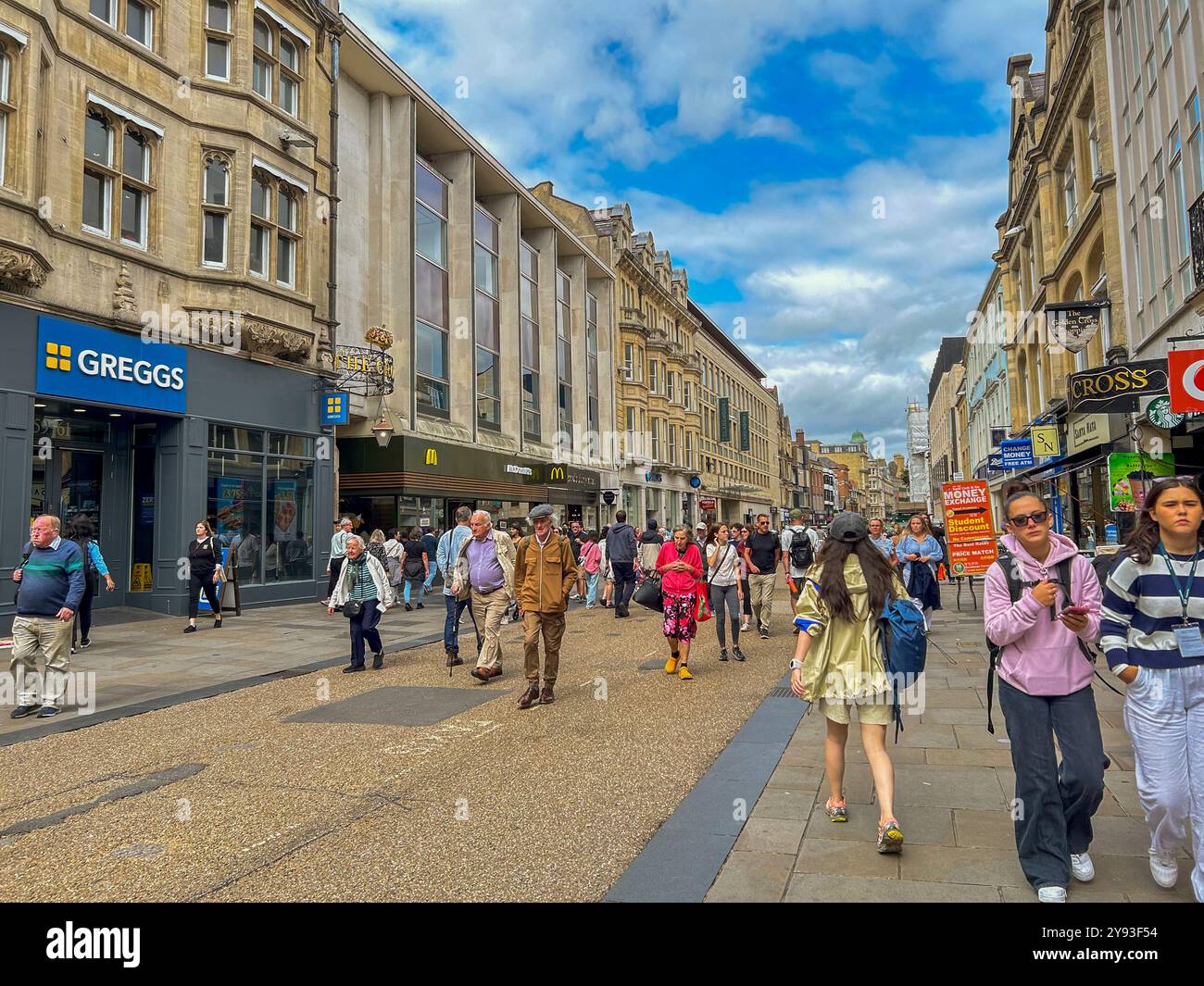 Oxford, Angleterre, grande foule, marche, Oxford Town City Center, scènes de rue, Banque D'Images