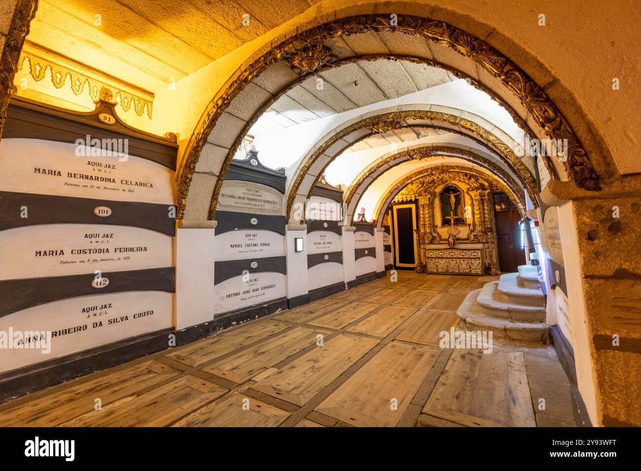 Les catacombes dans l'église de préparFrancis, Porto, Norte, Portugal, Europe Banque D'Images