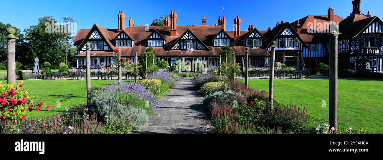 Le Petwood Hotel and Gardens, utilisé par la RAF comme un mess d'officiers pendant la seconde Guerre mondiale. Woodhall Spa, Lincolnshire, Angleterre Banque D'Images