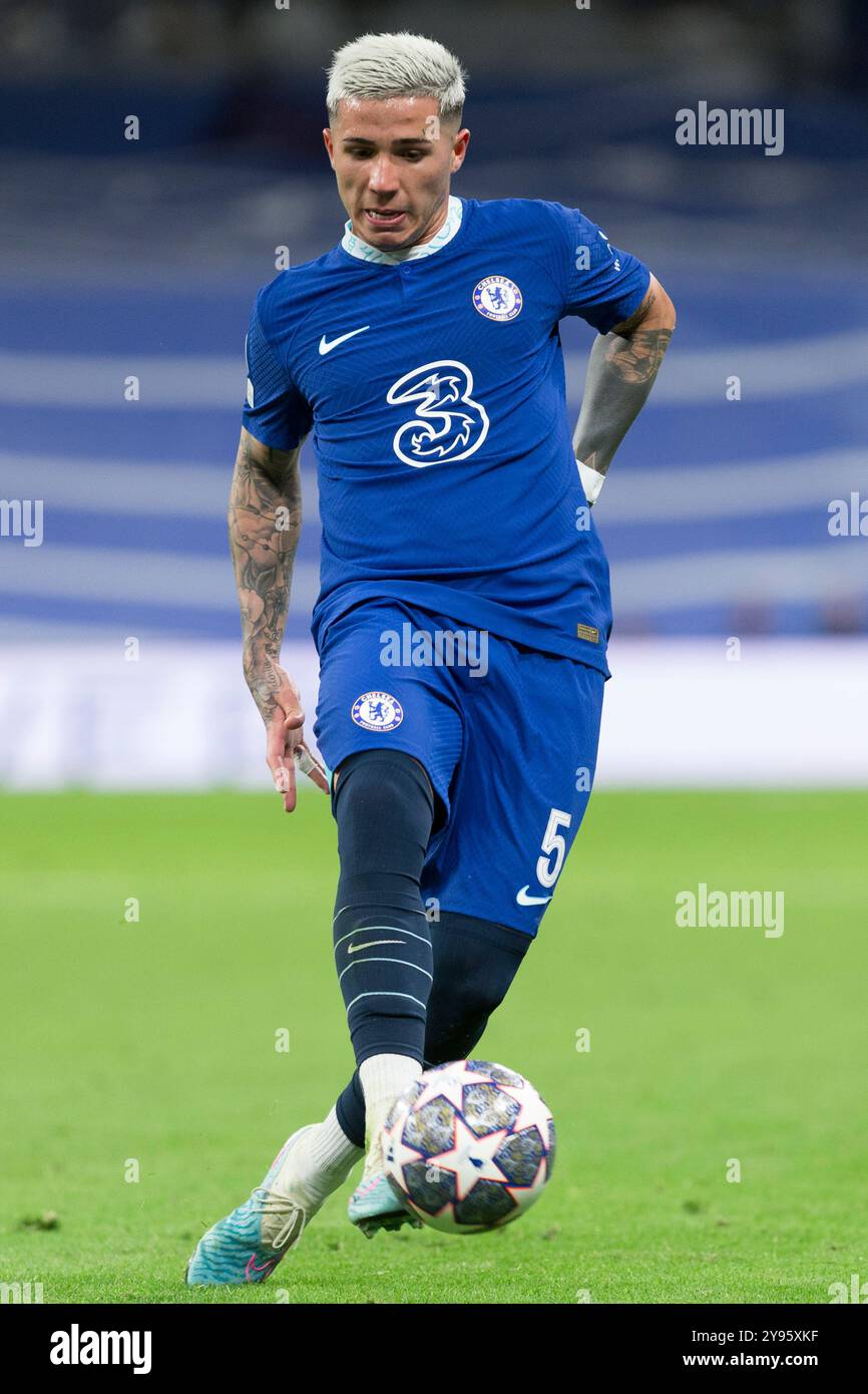 MADRID, ESPAGNE - 12 avril : Enzo Fernandez de Chelsea lors du match du Leage 2022/23 des Champions de l'UEFA entre le Real Madrid et Chesea à Santiago Bernabeu St. Banque D'Images
