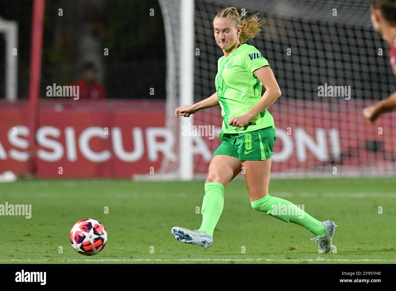 Roma, Latium. 08 octobre 2024. Janina Minge de Wolfsburg lors du match de Ligue des Champions de WomenÕs entre Roma Women contre Wolfsburg Women au stade Tre Fontane à Rome, Italie, le 08 octobre 2024. Crédit : massimo insabato/Alamy Live News Banque D'Images