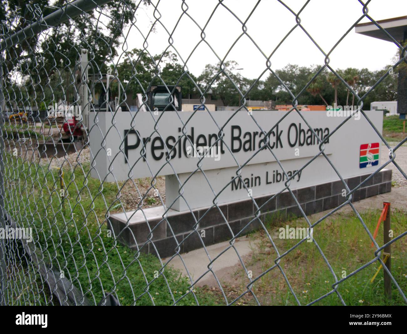 Usage éditorial seulement. Petersburg, FL, USA 7 octobre 2024. Construction et rénovation de la bibliothèque Barack Hussein Obama. La bibliothèque principale sera mise à niveau Banque D'Images