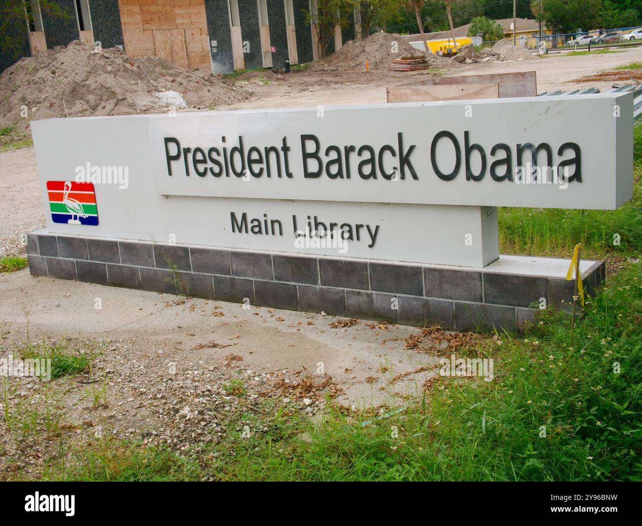 Usage éditorial seulement. Petersburg, FL, USA 7 octobre 2024. Construction et rénovation de la bibliothèque Barack Hussein Obama. La bibliothèque principale sera mise à niveau Banque D'Images