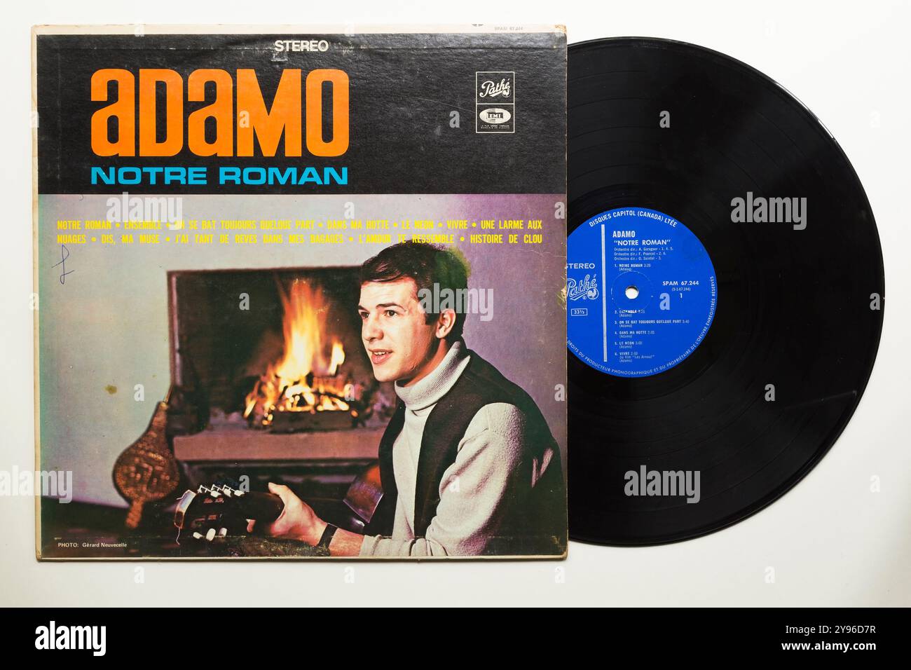 Adamo notre Roman 33 1/3 tours couverture d'album longue durée et enregistrement vinyle. Banque D'Images