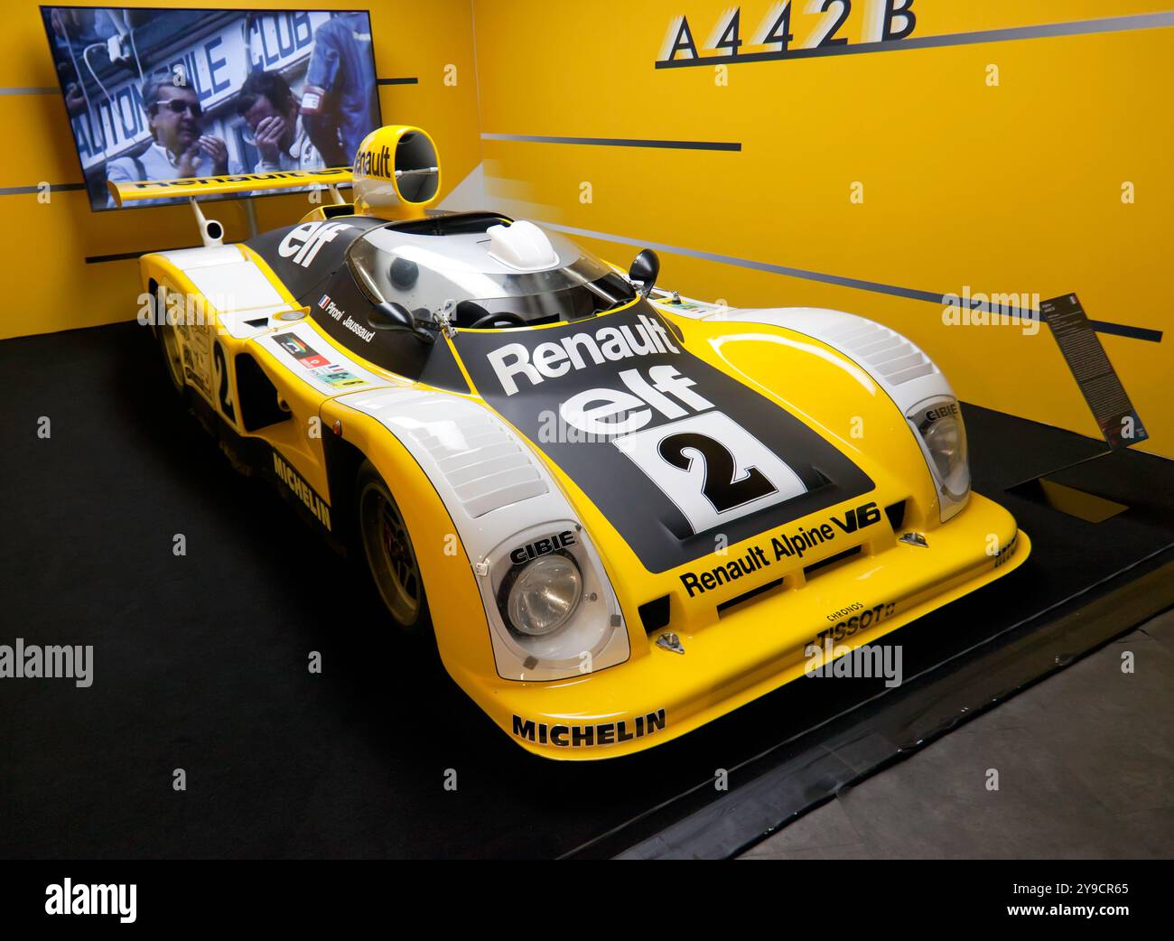 La Renault Alpine A442 B, pilotée par Didier Pironi et Jean-Pierre Jaussaud, remporte les 24h du Mans 1978 et établit un nouveau record du tour. Banque D'Images