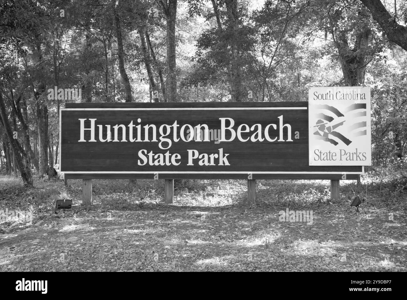 Panneau d'entrée du parc d'état de Huntington Beach près de Myrtle Beach, Caroline du Sud, États-Unis. Le parc est situé dans la ville de Murrells Inlet. Banque D'Images