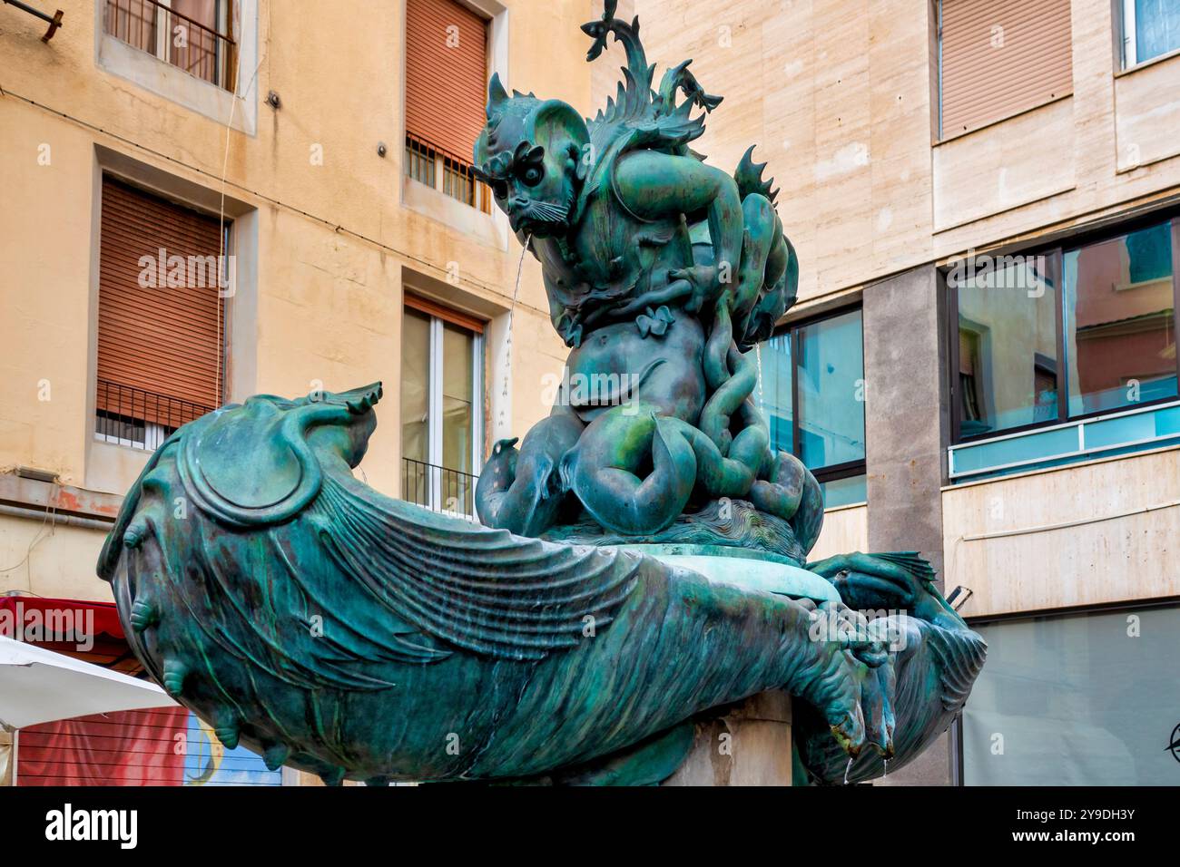 L'un des Fontane del Tacca sur la Piazza Colonnella, Livourne, Toscane, Italie. Banque D'Images