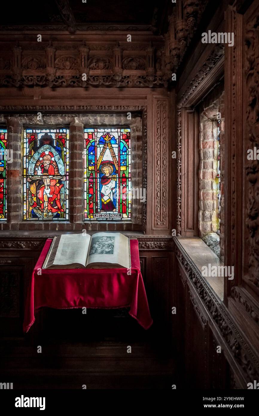 Hever, Royaume-Uni. 4 octobre 2024. À l'intérieur du château de Hever du XIIIe siècle dans le Kent Banque D'Images