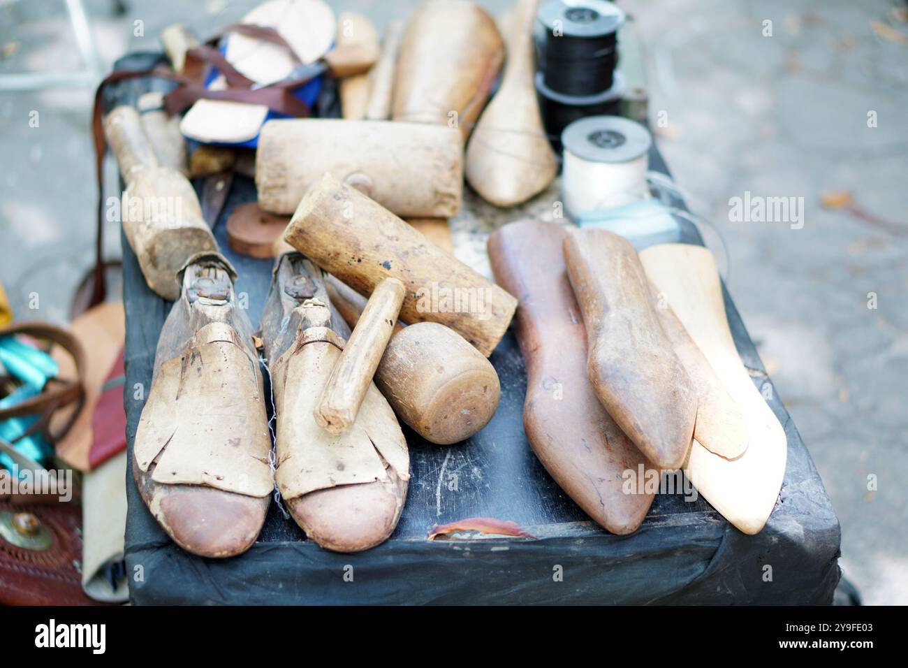 matériel de travail de cordonnier antique fait à la main Banque D'Images