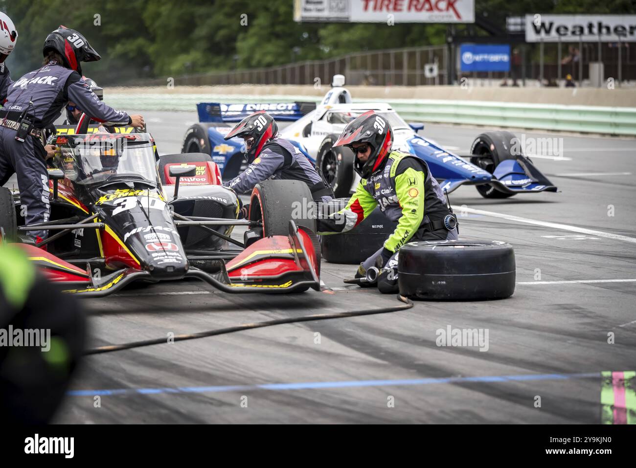 PIETRO FITTIPALDI (30 ans) de Miami, Floride, descend la route des stands pour le service lors du Grand Prix XPEL à Road America à Elkhart Lake, WI Banque D'Images