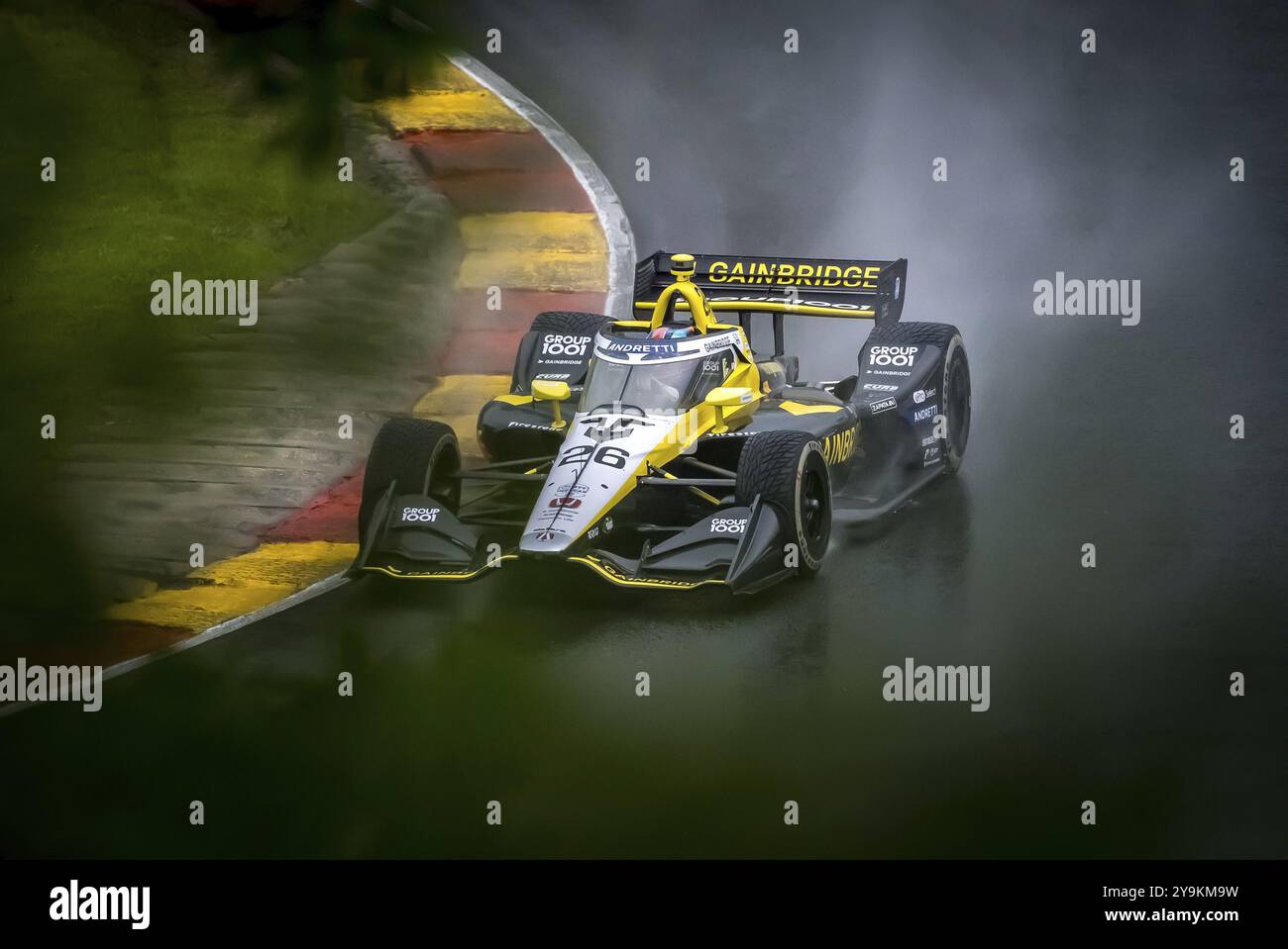 COLTON HERTA (26 ans) de Valencia, Californie, arrive à son 12e tour (Canada Corner) lors d’une séance d’essais humides pour le Grand Prix XPEL à Road America Banque D'Images