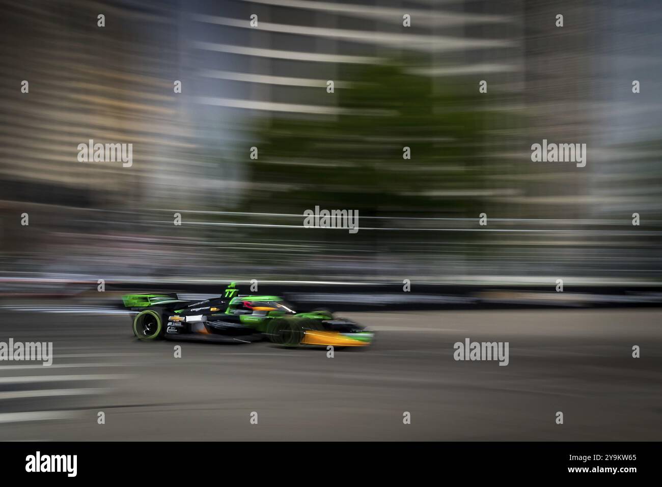 ROMAIN GROSJEAN (77) de Genève, Suisse traverse le virage 3 pour se qualifier pour le Grand Prix de Détroit dans les rues de Détroit à Détroit, mi Banque D'Images